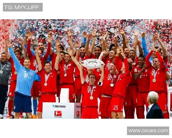 恒大与拜仁阵容对比分析揭示两队实力差异与战术特点